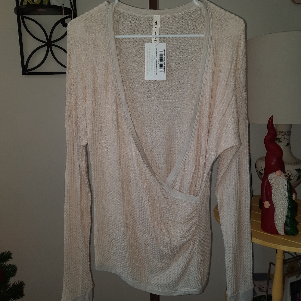 NWT Vanilla Bay sz M sweater